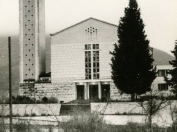 Klobuk 1987